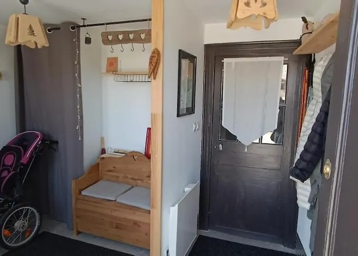 Cocon Familial Avec Jardin, Centre Du Village *