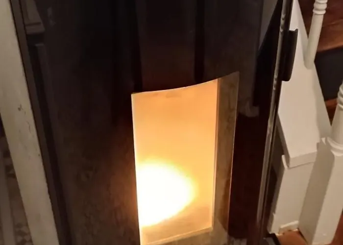 Дом отдыха Cocon Familial Avec Jardin, Centre Du Village Формигер